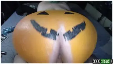 Pumpkin Booty Gets Fucked On Halloween Siterip PHUB