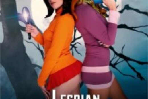 Lesbian Cosplay 2